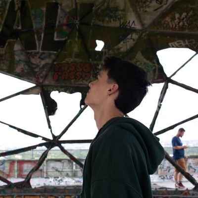 ianiamyan's profile picture. a primavera há de chegar