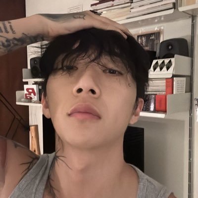 veyroxxjj's profile picture. 