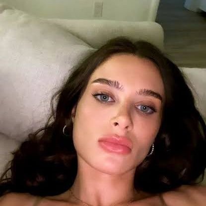 Artist or ass and tits