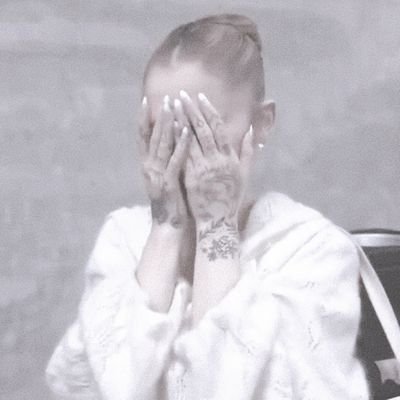 honeymoonblushs's profile picture. arianator since 2013 ☁️ fan account