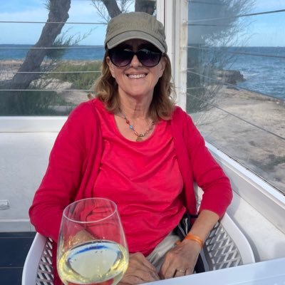 Retired NHS Psychiatrist. Volunteer @LymeAction Gardener, Cats, Europe,
