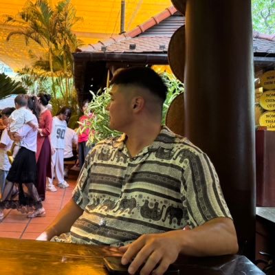 kantarotazoe's profile picture. 格闘家。特技は飛び込み営業。投稿は全て個人の見解です。