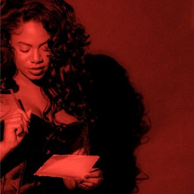 your fav R&B girlie 💜 My new singles “LOVE LETTERS” & “GIVE IT TO ME” are OUT NOW 🌟 Email:tarynsocials@gmail.com FOLLOW MY NEW IG: tarynthesinger
