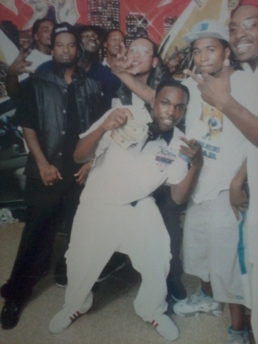 #teamRunningthruchecks #pleasetelltheseNiggasAintnoHoendme #teamCazals #umFcknurbitch #teamRackdupd