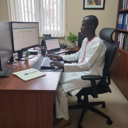 DominiqueB93301's profile picture. 