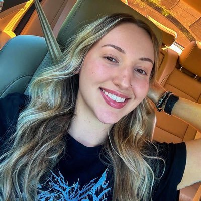 roserosekure's profile picture. 