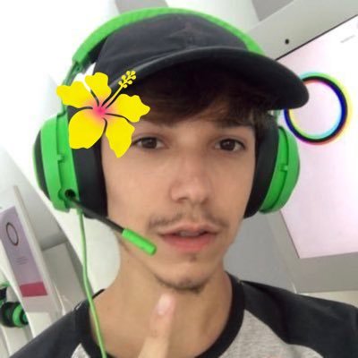 Dublador brasileiro do Steven Universo ➞ André Marcondes