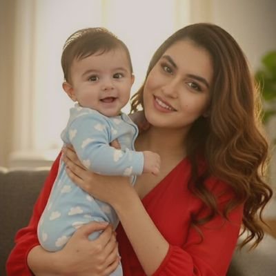 کارەسات ئەوەیە بێ شەرەف باسی شەرەف بکات وەڵا لە هەزار ئەوانە بە شەڕەفترم کە خۆیان پێ پاشای شەڕەفە