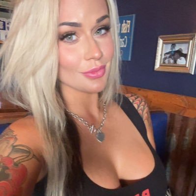 Certified Internet Slut ⭐ THIS IS MY ONLY ACCOUNT, NO BACKUPS