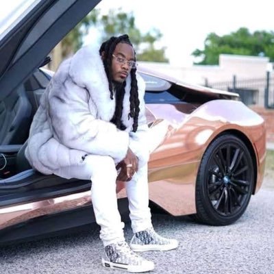 papichulodread9's profile picture. ONLY PAGE •• on @yahoofinance Over 100 Millionaires made teaching them how to start a Biz online & do 7,8figures link below ⬇️