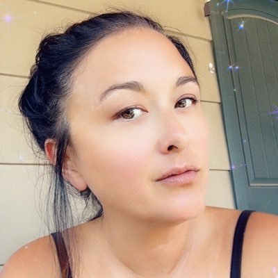 TracyOClair's profile picture. Small-town heart, big-city hustle: Marketing the spot where passion meets action. 💯❤️‍🔥