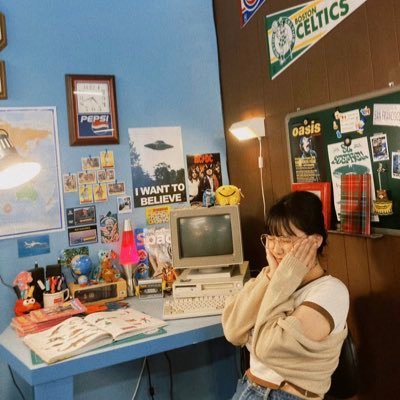 KoreaNoobReeny's profile picture. えすにれじぇ 女と機械は殴って直す