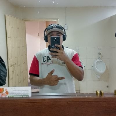 Fernandopa30584's profile picture. 