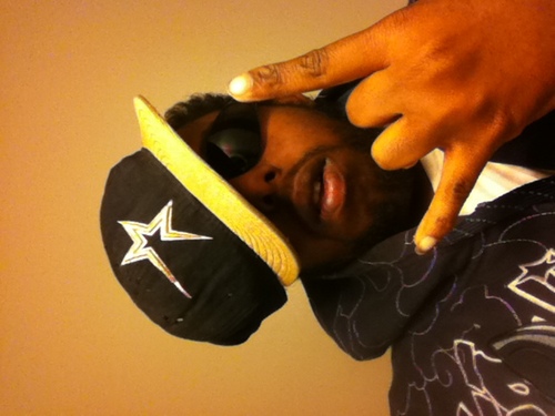 2agggeee #TEAMHEAT,#TEAMCLIPPERS,#TEAMBULLS,#TEAMSINGLE ,#TEAMVIRGO ,#TEAMPUSSYETAER #TEAMFREAK  and #TEAM9K for life 9/9/87