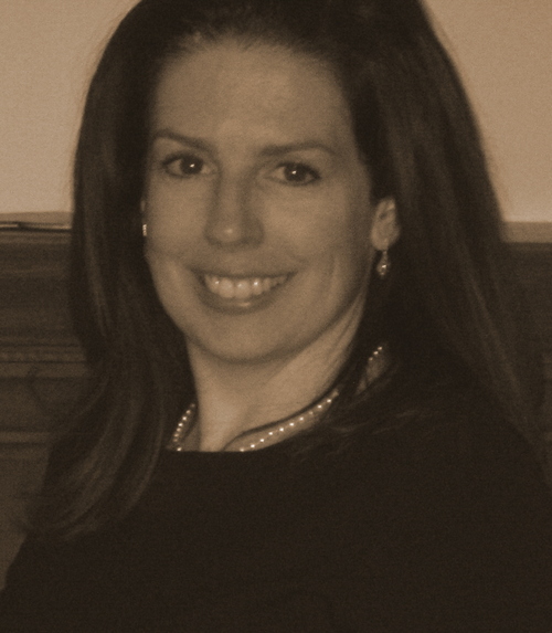 Award-winning and results-oriented communications professional with expertise in employee communications, media, community and government relations.