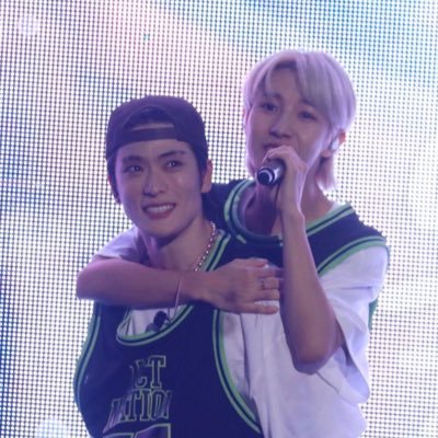 loving #RENJUN #JAEHYUN #MARK #HAECHAN so much 🦊🍑🐯🐻 •stan #NCT all units all members •poca enjoyer💕MULFAND🖇️ #SVT #RIIZE #EXO #TREASURE #TBZ