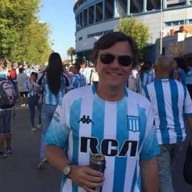 99% é ironia e o restante pode ser que seja também.
Departamento que mais trabalha no clube