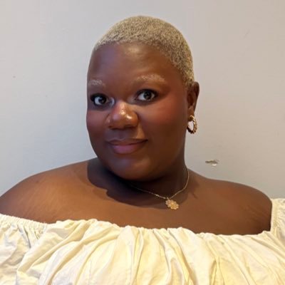 fat girl who talks, like, a lot • esthetician, fragrance connoisseur, thought daughter