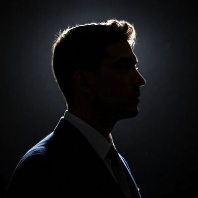 Antoniohuntis's profile picture. ¡El cambio tecnológico no solo es posible, es ahora! 
Tomemos la iniciativa y transformemos la industria juntos.
