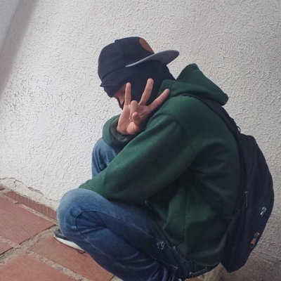 josvipeofficial's profile picture. 🎤 Soy Josvipe, cantante y compositor versátil. Hago música que mezcla trap melancólico, rock callejero, phonk oscuro y lo que el alma me pida. Cada tema que la