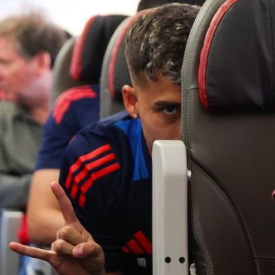 Contador, hincha de mi amada Universidad de Chile 💙❤ NUNCA POR LA DERECHA!