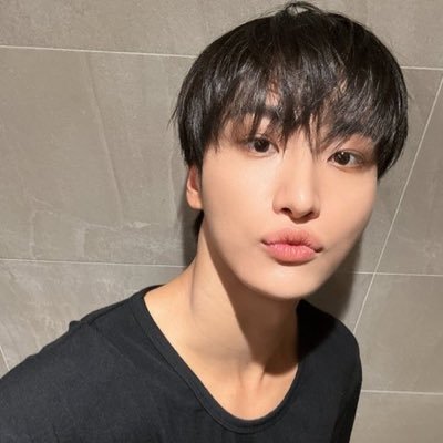 quitting my job so I can become a full-time atiny || FAN ACCOUNT (rcbyf!)
