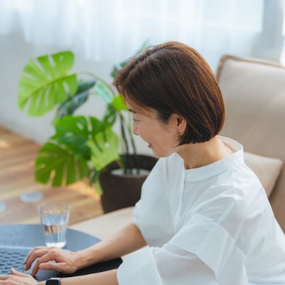 mich_webdesign's profile picture. 【WEBデザイン・コーディング承ります】お問い合わせはDMまで📩｜業務委託4社🏢｜Figma、Photoshop、コーディング、WordPress💻｜#テックアカデミー #CodeUps 卒業🎓｜#ノンデザ コミュニティ所属👨‍👨‍👧‍👧｜埼玉在住、小学生男子の母👦