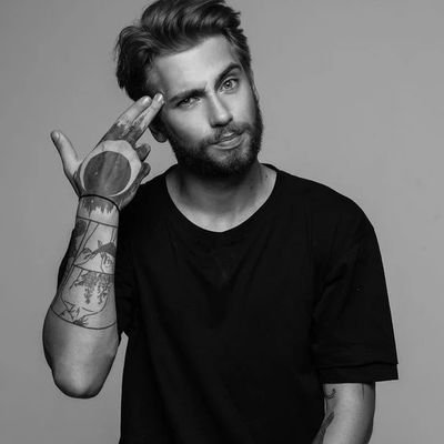 Budschna's profile picture. نرجع نكرف عشان شكلها هتخيب 😎