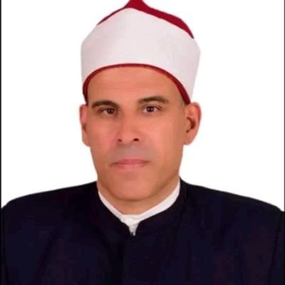 معلم اللغة العربية وعلومها وتأسيس النحو والإعراب ا والتربية الدينية والعلوم الشرعية وتحفيظ القرٱن الكريم وخطيب مسجد.
بدأ الإسلام مشاعر ثم شعائر ثم شرائع