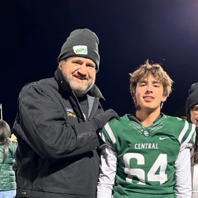 bennettbliss64's profile picture. Billings Central Catholic/ ‘27/ LT/C / DE/ 6’2 220lbs// football// track//bennett_bliss@outlook.com 406-850-5900