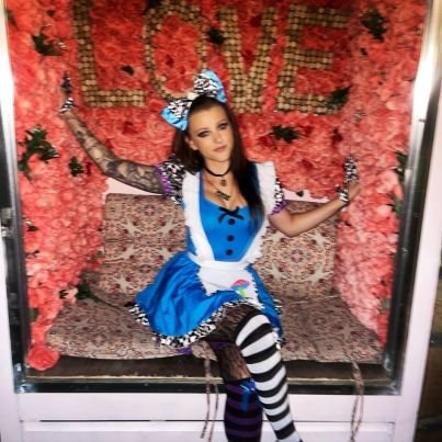 theonlybabypate's profile picture. Instagram @babypate |
 Tiktok🐇 @theonlybabypate 
Follow down the rabbit hole with me💗                             
Welcome to my late night diary🌿