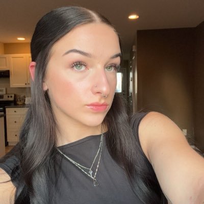 22 | findom princess | dm for verification