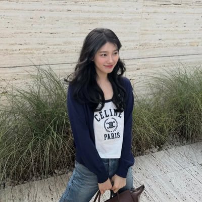걷다 보면 그 곳이 길이고... #이재명 대통령💙 지나친 관심 사양합니다. 침묵은 악의 동조자. 널 차단하는 이유는 니가 개소리를 해서입니다 ㅎ #국민의힘정당해산 #당대표는박찬대