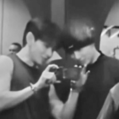 グク&テテ&ユンギLOVEです💜💚🖤マテル🫶2人の息子おります👍だいぶ大人💜関東在住💚age・race・gender・background…関係な〜い🖤peace✌️2022TMA🇰🇷 2023ユンギコン🇯🇵2025 4月6月ホビコン🇯🇵2025ジンコン🇯🇵LOVE🌈