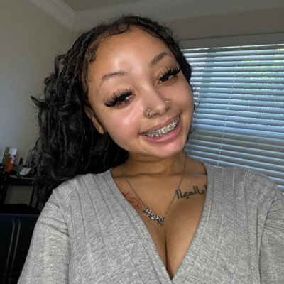 Yeeshaa001's profile picture. ✨ Pretty face, savage soul
