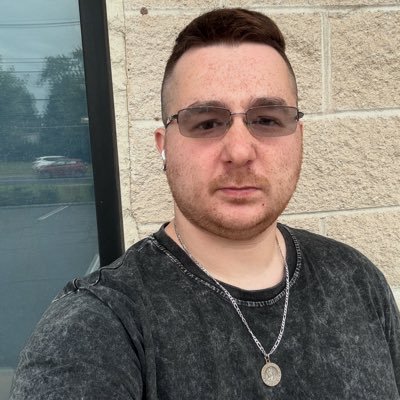 Jreaper_555_666's profile picture. i like anime and rock and metal music and I like to play video games