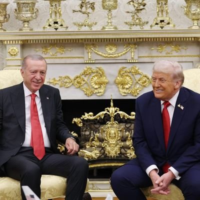 O inkârcı kâfirlere de ki, siz mutlaka yenilgiye uğrayacak ve toplanıp cehenneme doldurulacaksınız. Orası ne fena bir döşektir
Âl-i İmrân Suresi 12