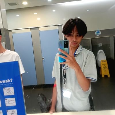 Xyrus2008's profile picture. 5'6 bottom