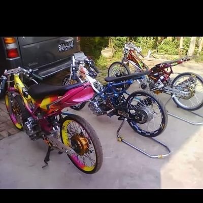 menotjokok555's profile picture. 