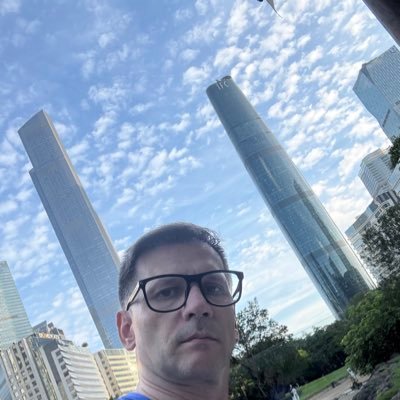 BrenSton3210's profile picture. I walk this maze alone…