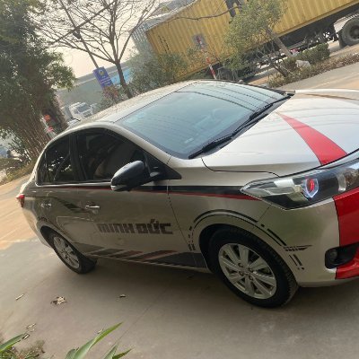 UcMinh76631's profile picture. 