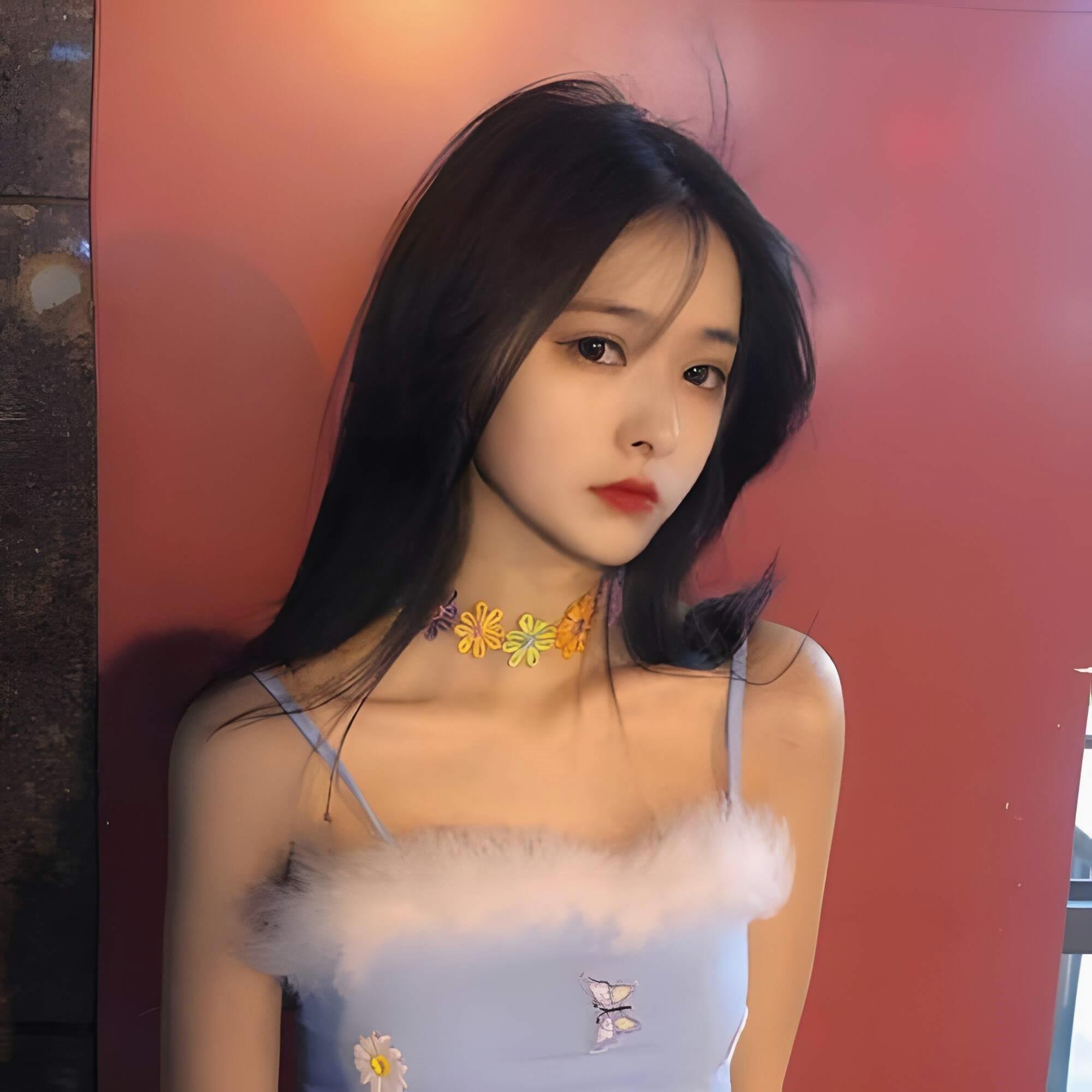 nistabodian's profile picture. 00后线下个人，互相需要，毕业后暂时需要过度。和闺蜜合租有时候带课室，大部分时间只能上门。唯一联系私聊飞机 https://t.co/urmpo7J3I2 看到会第一时间回复。口嗨和招聘的别来打扰，只想自己做。💛🧡❤️