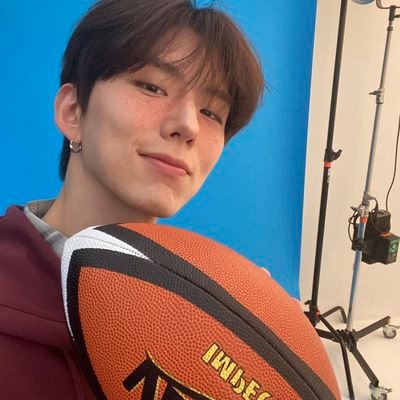 buystuffpls's profile picture. 「eng/spa」 kr bank ⭕ intl, korean address ⭕
holds ❌
located in Korea and Spain