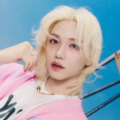 — 𝘸𝘳𝘪𝘵𝘵𝘦𝘯 𝘣𝘺 𝘭𝘪𝘹 ㅤꨄ︎ :: 𝙖𝙣𝙜𝙚𝙡𝙧𝙖𝙘𝙝𝙖 🐤🦊 // 8 is always 𝔣𝔞𝔱𝔢. — #hyunlix + #minsung || @felix @jeongin ˚ʚ♡ɞ˚