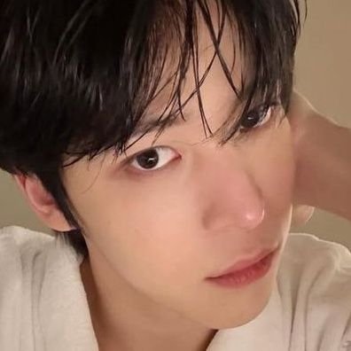 aldteez's profile picture. #ALD1 #ATEEZ | Yunho Junseo — 100%