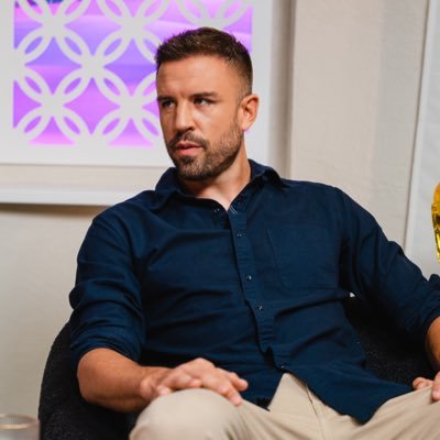 The Official Twitter account of Matthew Jurman. Socceroo #591 🇦🇺 @mfcbulls