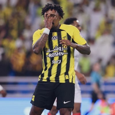 سبحان الله الحمدلله لا إله إلا الله الله أكبر لا حول ولا قوة إلا بالله.. ياربِّ جنةً تجمعُنا مع من نُحب