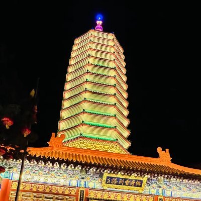 dw1982cn's profile picture. 