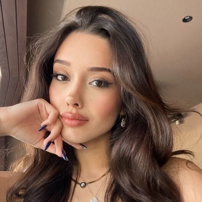 trendsbyellaa's profile picture. Amazon fashion finds & daily style picks.
Curated looks you'll want to wear. 🇺🇸
