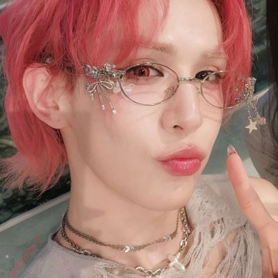 ⠀𝗍͟𝗋𝖺͟𝗇͟𝗌masc guy,21!y 𝗵𝗲/they · rolplayer en decadencia︰oc's, 𝖕kmn, 𝖒h, 𝟑𝒅. bookworm; dark themes + fantasy plots ✧ 𝒓oh 𝓳ae 𝒘on lover. ♡ 𝗮𝗹𝘁: @tragicusexitus